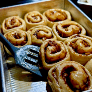 12 Apple Butter Cinnamon Rolls